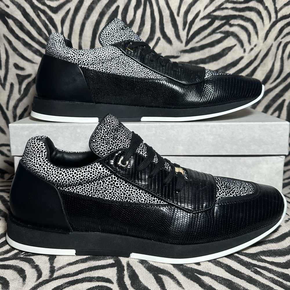 Jimmy Choo - Picture 3 of 9